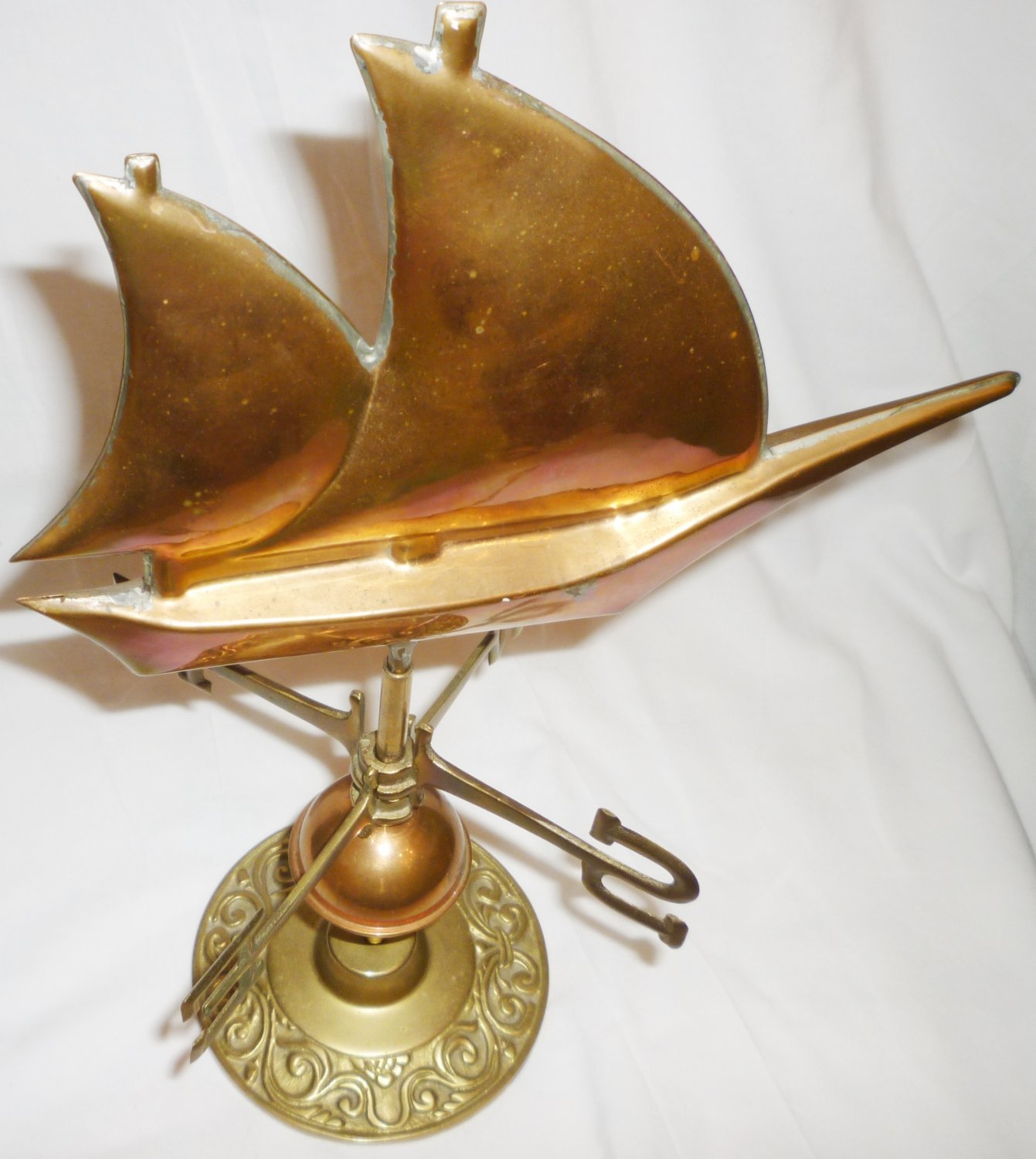 VINTAGE COPPER BRASS SAILBOAT WEATHERVANE W/STAND NAUTICAL DESK GARDEN