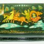 VINTAGE RUSSIAN WOODEN LACQUER MINIATURE ART HINGED TRINKET BOX PALEKH TROIKA