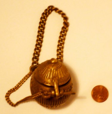 UNIQUE ANTIQUE BRONZE CHAIN & HANGING BALL TOBACCO HOLDER