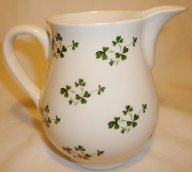 VINTAGE CARRIGALINE POTTERY & Co.Ltd. CORK. IRELAND PORCELAIN CREAMER