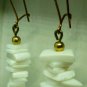SMALL DANGLING EARRINGS BEADED WHITE OPAL