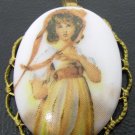 VINTAGE HANFPAINTED BUTTON JEWELRY PENDANT VINTAGE HANFPAINTED BUTTON JEWELRY PENDANT
