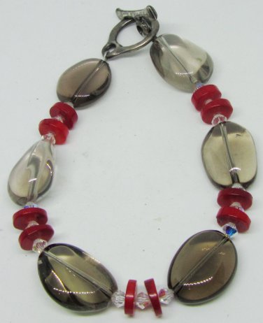 BEAUTIFUL ARTIST MADE CLEAR QUARTZ AND CORAL BEADED BRACELET