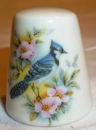 CHARMING PORCELAIN THIMBLE HANDPAINTED BLUE JAY BIRD