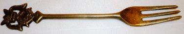 COLLECTIBLE BRONZE DECORATIVE CROWN COCKTAIL FORK