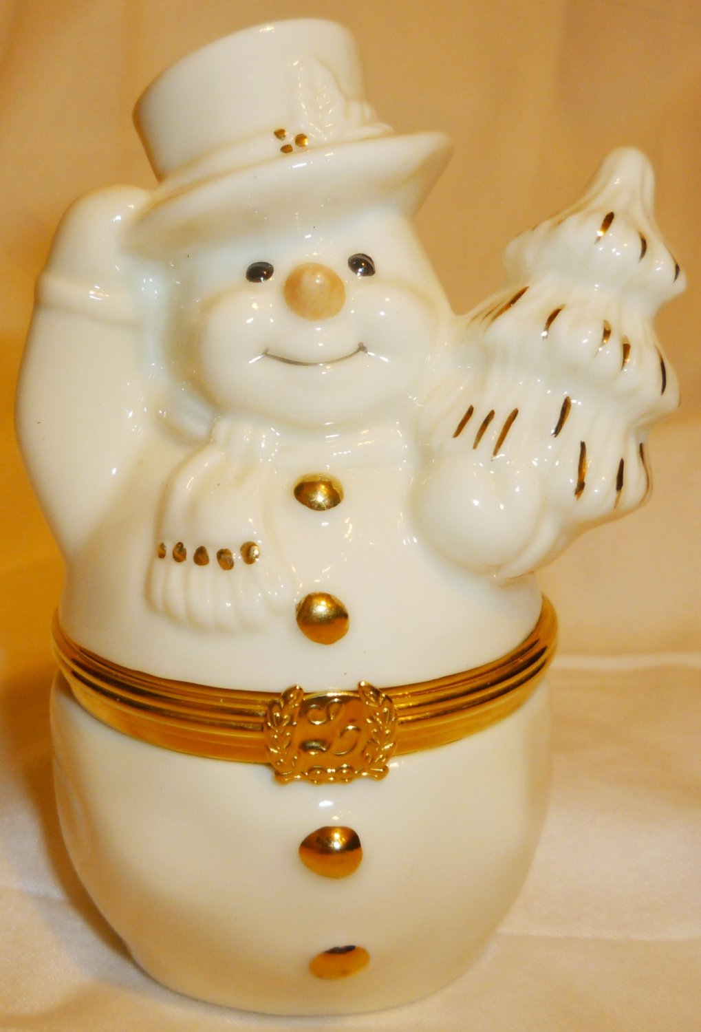 LENOX CHINA TREASURES SNOWMAN' TRINKET SURPRISE BOX HANDCRAFTED