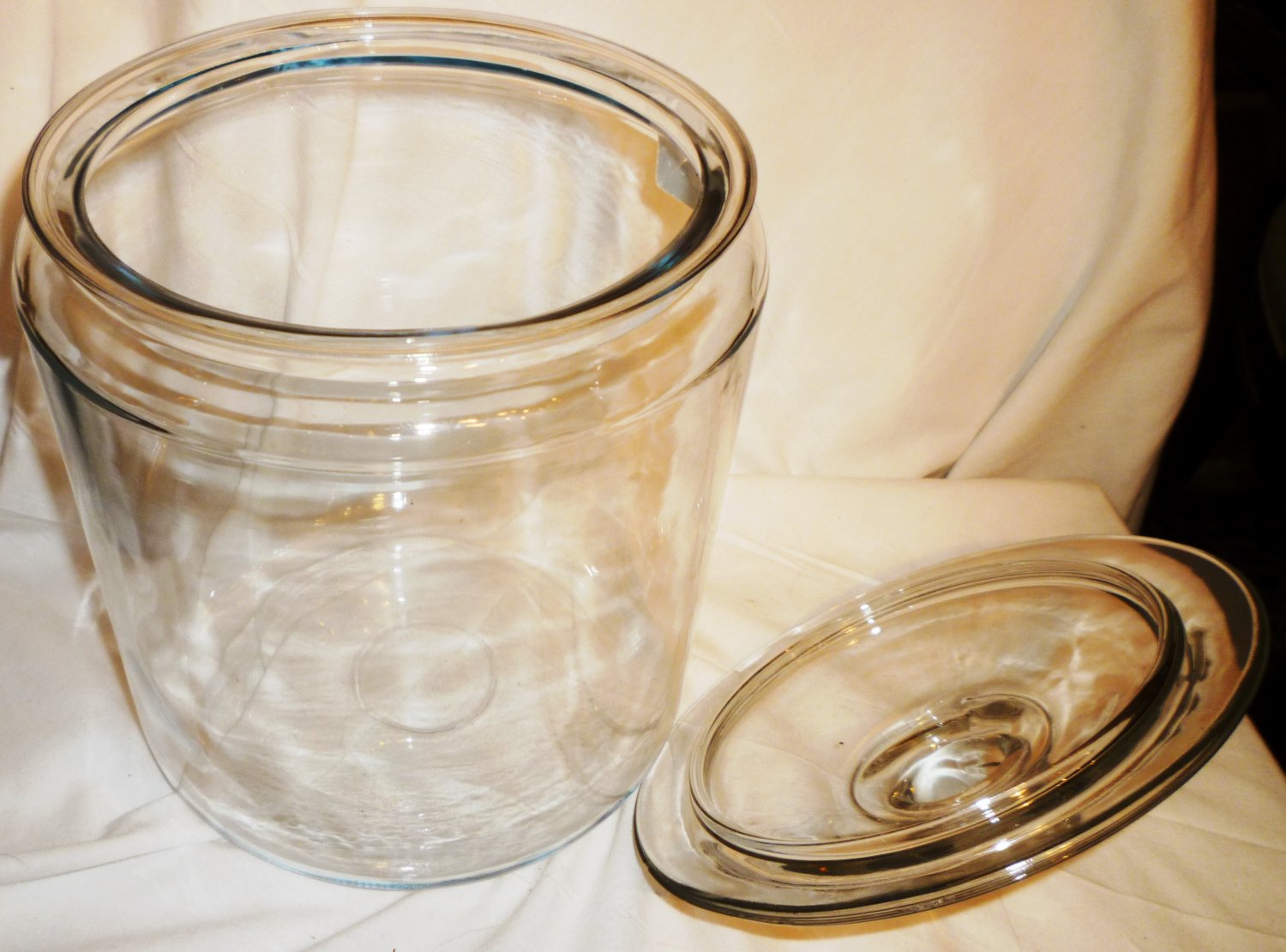 Oversize Clear Glass Canister Cookie Jar And Glass Lid