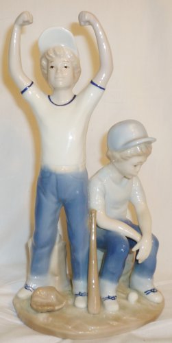 CHARMING PAUL SEBASTIAN PORCELAIN FIGURINE BASEBALL HOME RUN & DEFEAT