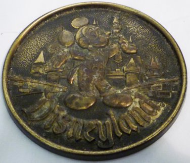 WALT DISNEY MICKEY MOUSE DISNEYLAND MEDALLION PAPERWEIGHT BRONZE MADE IN CANADA