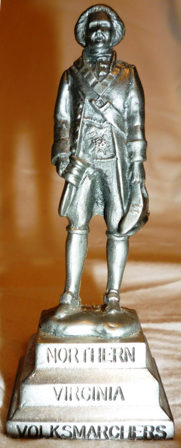 HISTORICAL MEMORABILIA COMMEMORATIVE VOLKSMARCHERS PEWTER FIGURINE 1993