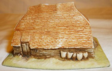 MINIATURE TRINKET BOX VILLAGE COLLECTION ENGLAND SMALL COTTAGE W/WOOD MADE IN UK