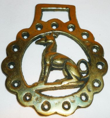 VINTAGE SOLID BRASS HORSE SADDLE HARNESS BRASS MEDALLION GREYHOUND DOG