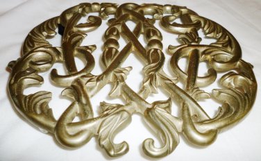 VIRGINIA METALCRAFTERS WILLIAMSBURG CIPHER BRONZE TASSELS TRIVET
