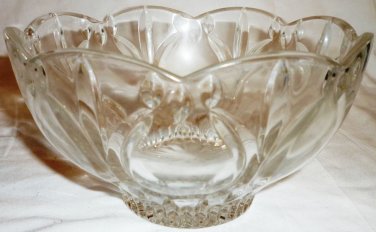 BEAUTIFUL LEAD CRYSTAL CENTERPIECE FRUIT DECORATIVE BOWL