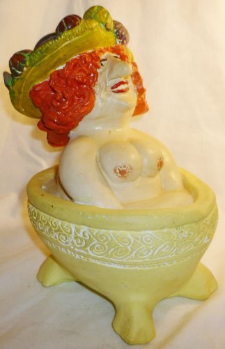 VINTAGE GARDEN LAWN DECOR CONCRETE PAINTED SCULPTURE NOVELTY WOMAN IN A BATHTUB