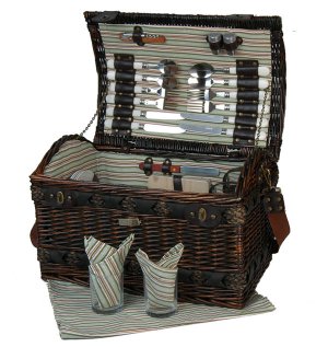 The Couture Collection Picnic Basket serves four