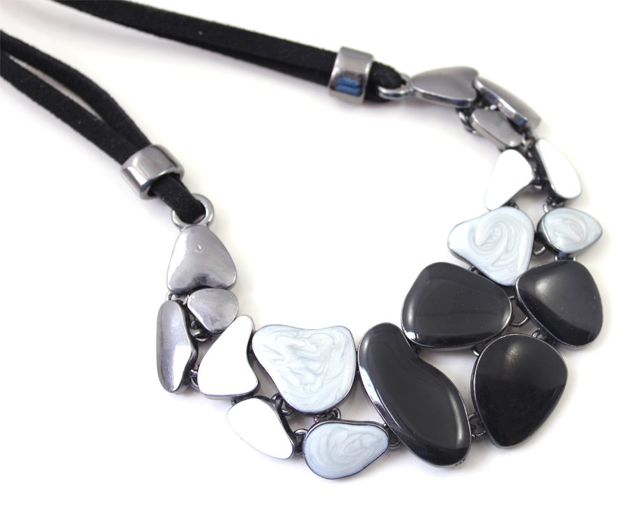 Greyish Stones Necklace (Color White+Black)