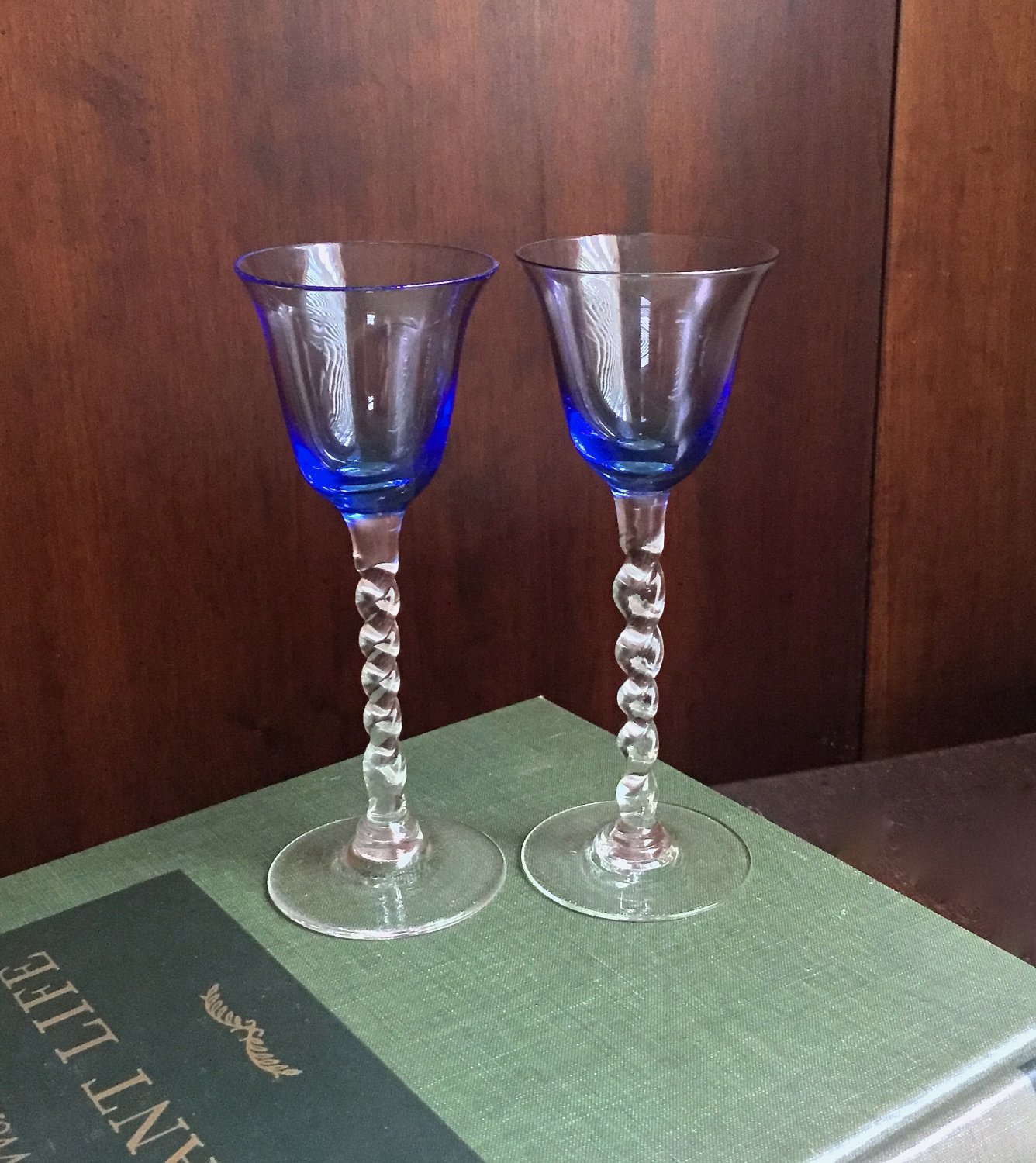 Vtg Blue Handblown Glass Stemware Cordial Dessert Wine Glasses with Twisted Stem