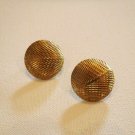 gold cast puff w/ weave pattern