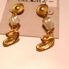 Gold cast w/ pearl look drops