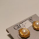 Gold cast w/ pearl look