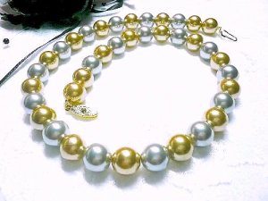 Achilles Pearl Necklace