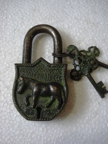 ANTIQUE Style HORSE Type Padlock - Lock with Key - Brass Made