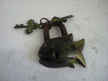 ANTIQUE Style FISH Type Padlock - Lock with Key (A)