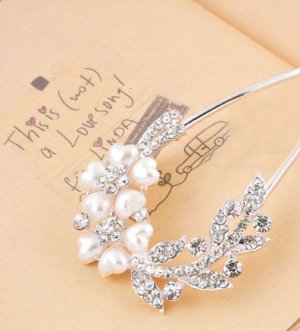 Elegant Pearl Hair Clip