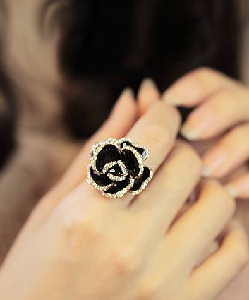 Diamond Black Rose Crystal Ring