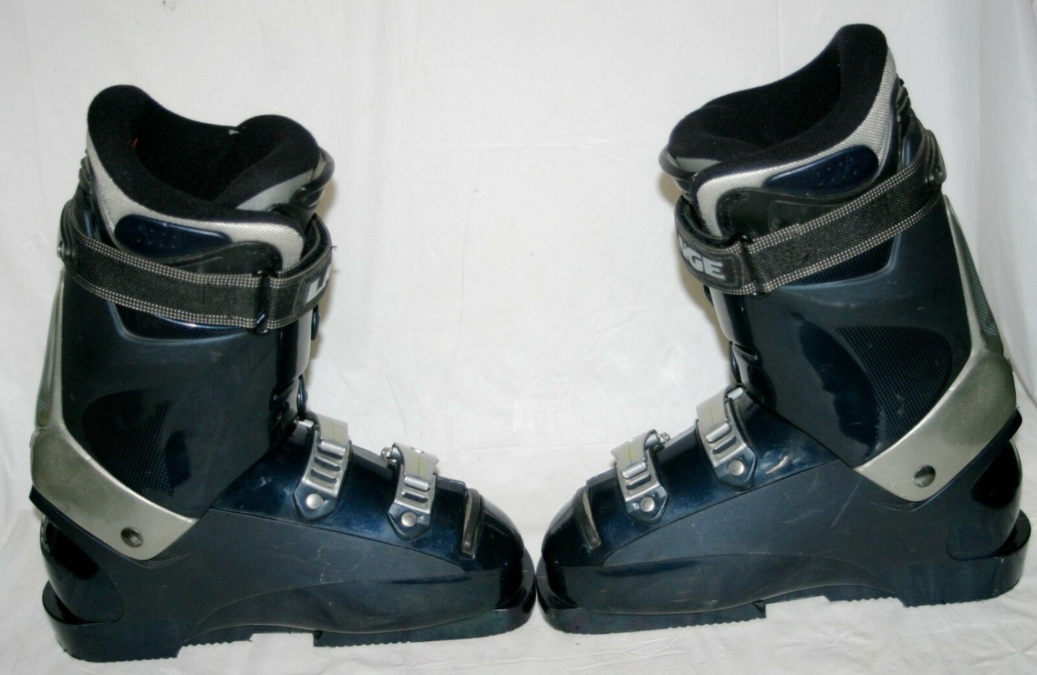 Lange L8 Race Alpine Downhill Ski Boots (6.5 US Women, 37.5 EU) Dark