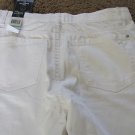 GLORIA VANDERBILT WHITE BERMUDA  PERFECT FIT HIDDEN ELASTIC WAIST BAND SIZE 8