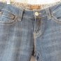 LA IDOL JEANS SIZE 7 NWOT Low Boot