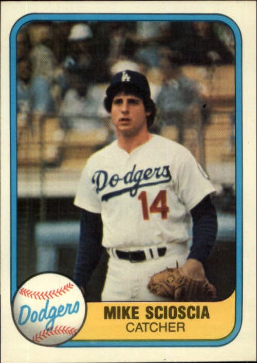 1981 Fleer 131 Mike Scioscia RC