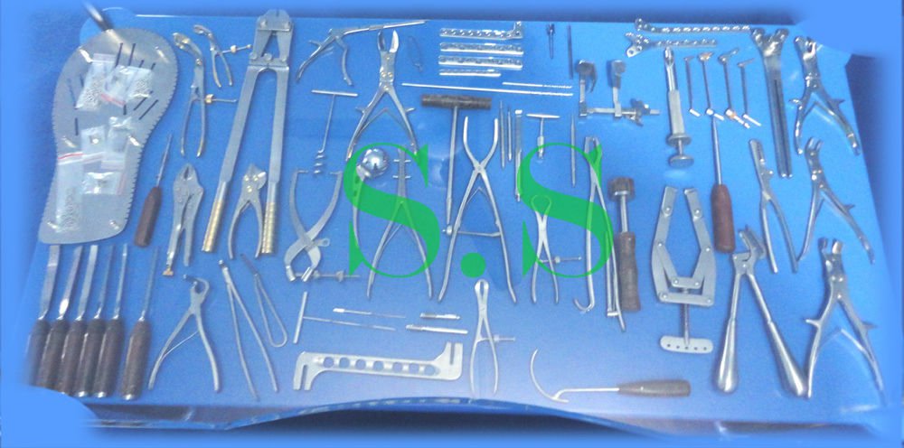 Травматологические инструменты для операции с фото и названиями
