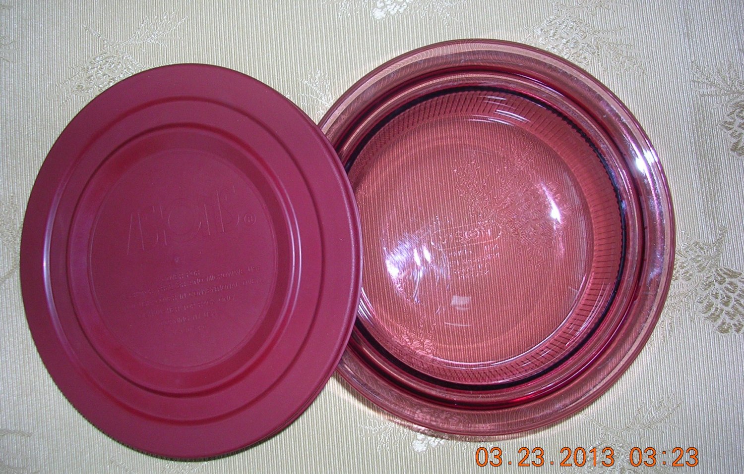 LOT DE 4 PIÈCES ~ ASSIETTES DE CASSEROLE NERVURÉES AMBRE