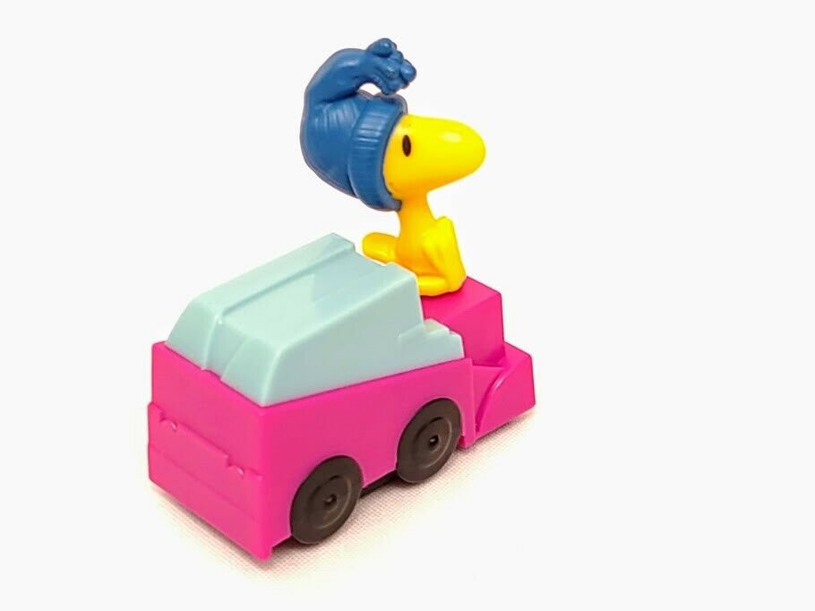McDonald’s 2015 Peanuts Movie Woodstock Ice Cleaning Zamboni Snoopys Bird Friend