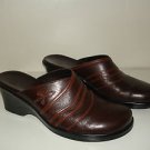 WOMEN'S CLARKS BROWN LEATHER SLIDES/MULES/CLOGS / PLATFORM /HEELS SIZE 6 M