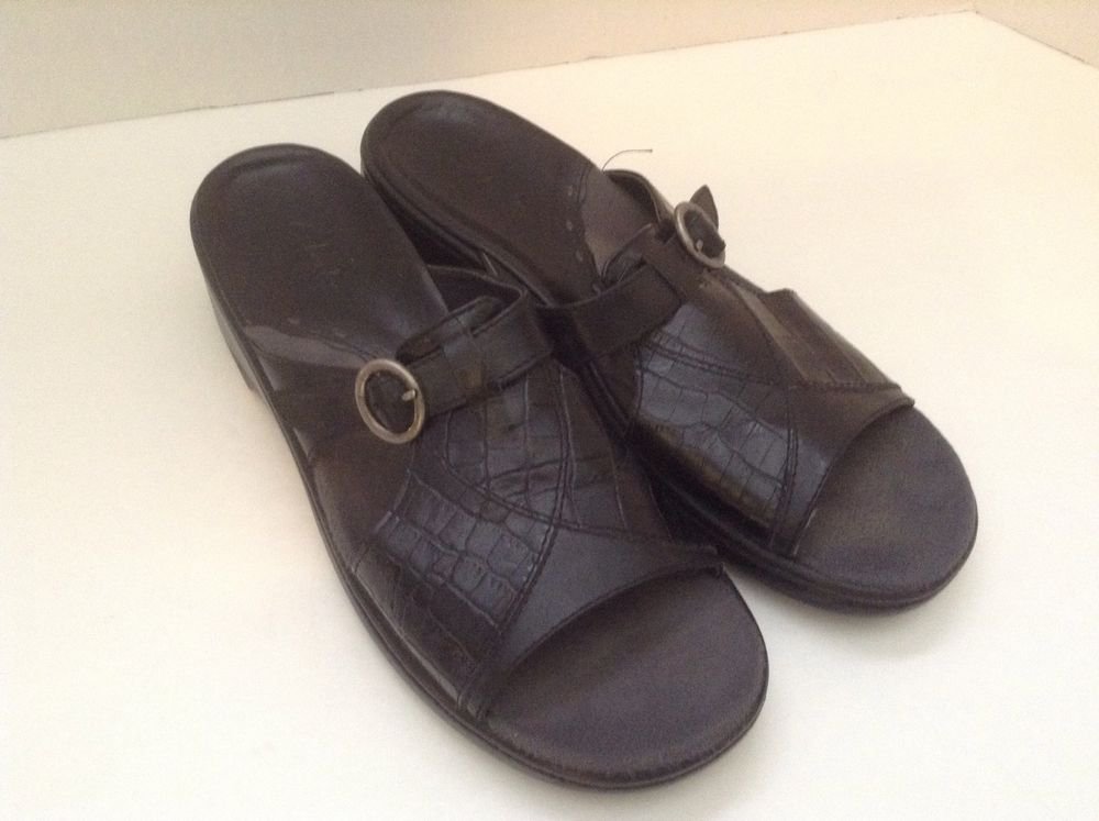 Clark's Women's Black Leather Sandals Slides Slip On Buckle 8M