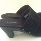 Isotoner Women's black Leather mules clogs size 11M