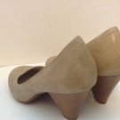 American Eagle Classic Pumps Tan Nude women dress shoes round toe sz.7
