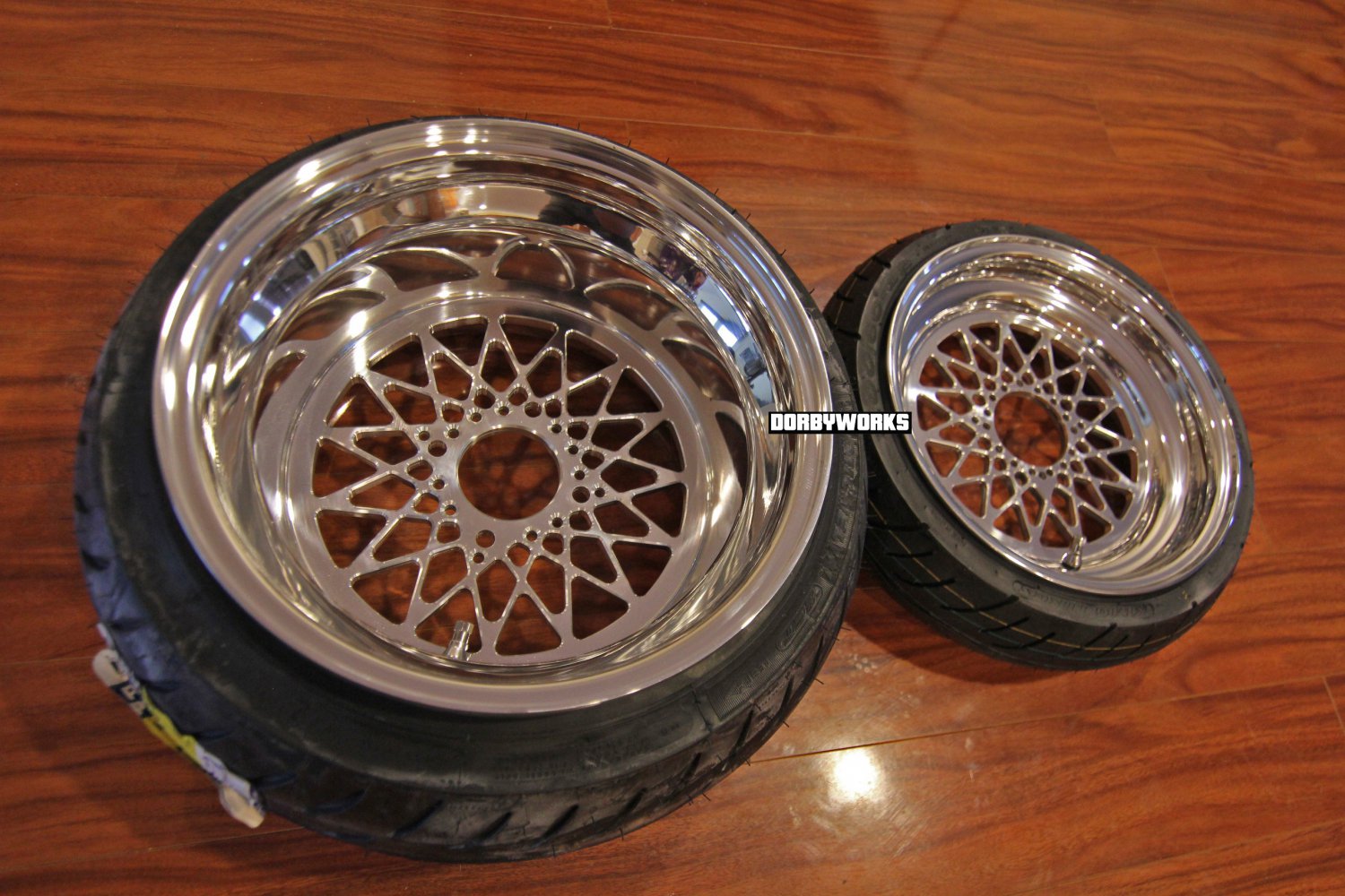 "MESH R " custom rims super staggered setup 12 front / 13 ...