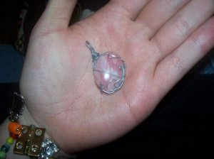 Double sided stone wire wrap pendant