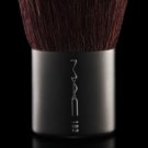 M.A.C 182 Buffer Brush