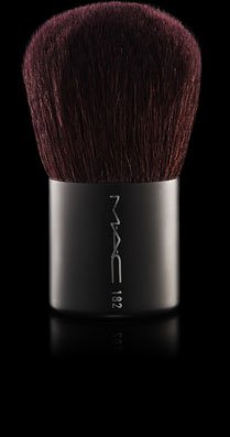 M.A.C 182 Buffer Brush