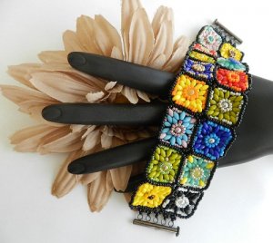 1- Set Handmade Beaded G-MA Squares Bracelet and Earrings