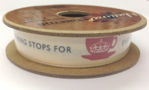 Berisford Mini Reel Natural Charms C13606-1 "Everything stops for tea" 15mm x 4m
