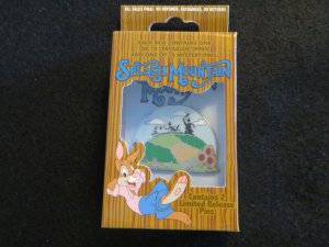 Disney Splash Mountain Brer Rabbit chased by Brer Fox and Bear