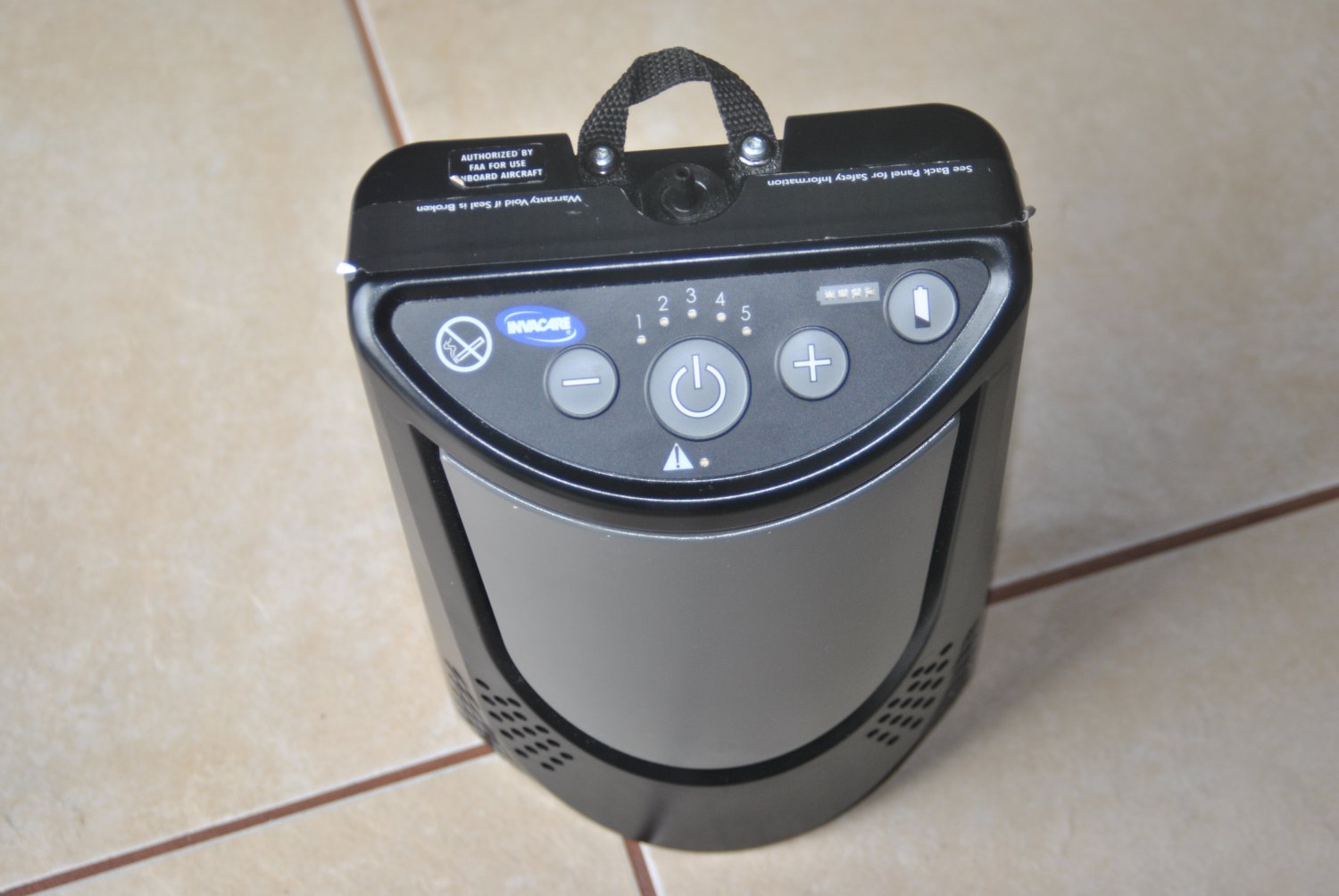 Invacare Portable Oxygen Concentrator XPO100 oct17 19