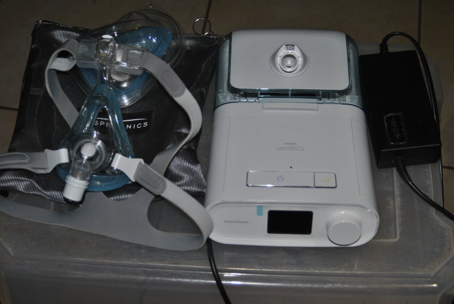 Philips Respironics DreamStation BiPAPProHumHT DOM DSX600T11 CPAP 5077